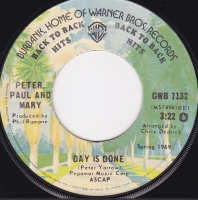Peter, Paul And Mary – Day Is Done