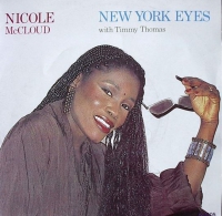 Nicole - New York eyes