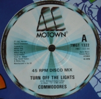 Commodores &ndash; Turn Off The Lights