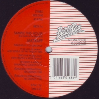 Jaktrapp &ndash; Sample This House