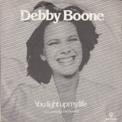 Debby Boone &ndash; You Light Up My Life